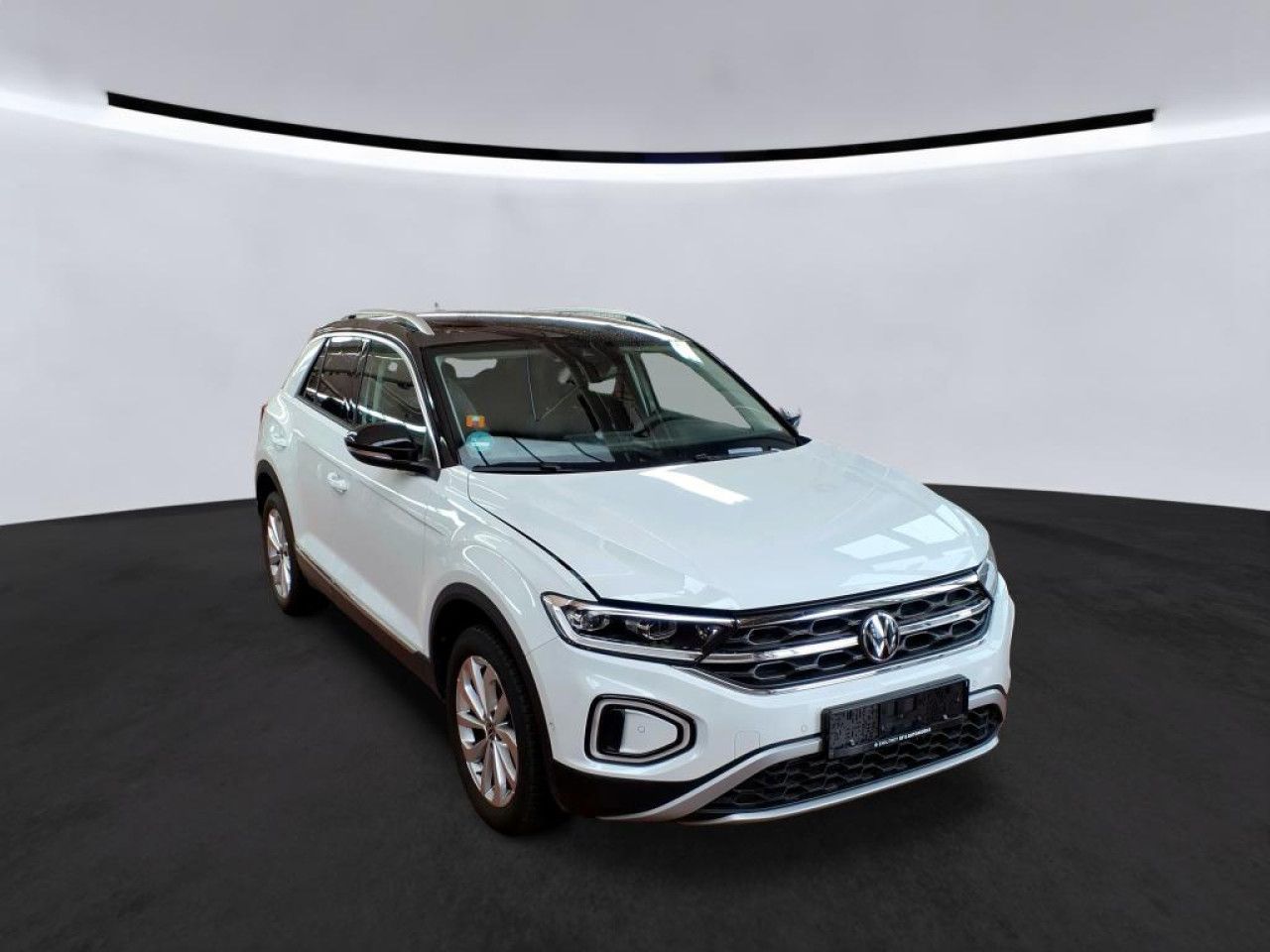 Fahrzeugabbildung Volkswagen T-Roc Style 1.5 TSI DSG Kamera LED-Plus Navi