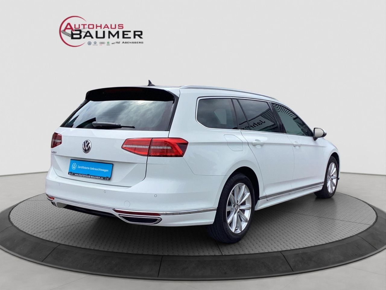 Fahrzeugabbildung Volkswagen Passat Variant 2.0 TDI Highline DSG LED Navi
