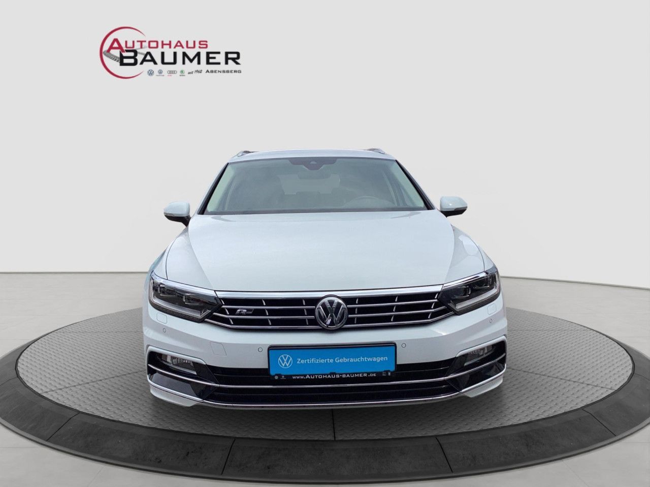 Fahrzeugabbildung Volkswagen Passat Variant 2.0 TDI Highline DSG LED Navi