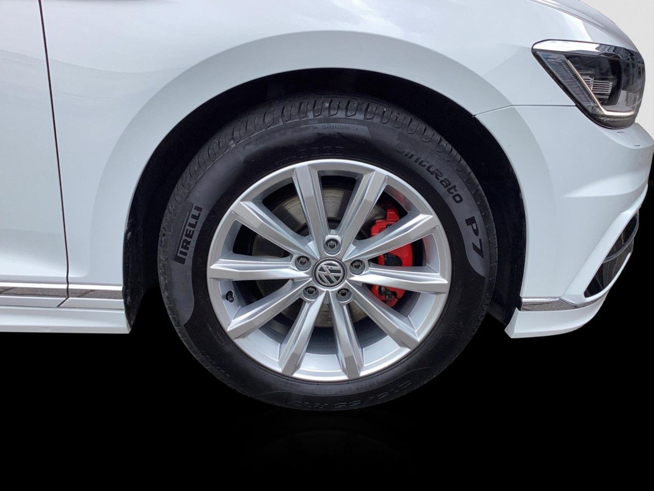 Fahrzeugabbildung Volkswagen Passat Variant 2.0 TDI Highline DSG LED Navi
