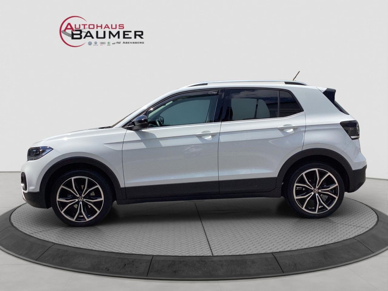 Fahrzeugabbildung Volkswagen T-Cross Style 1.0 TSI DSG LED AHK Navi SHZ Klima