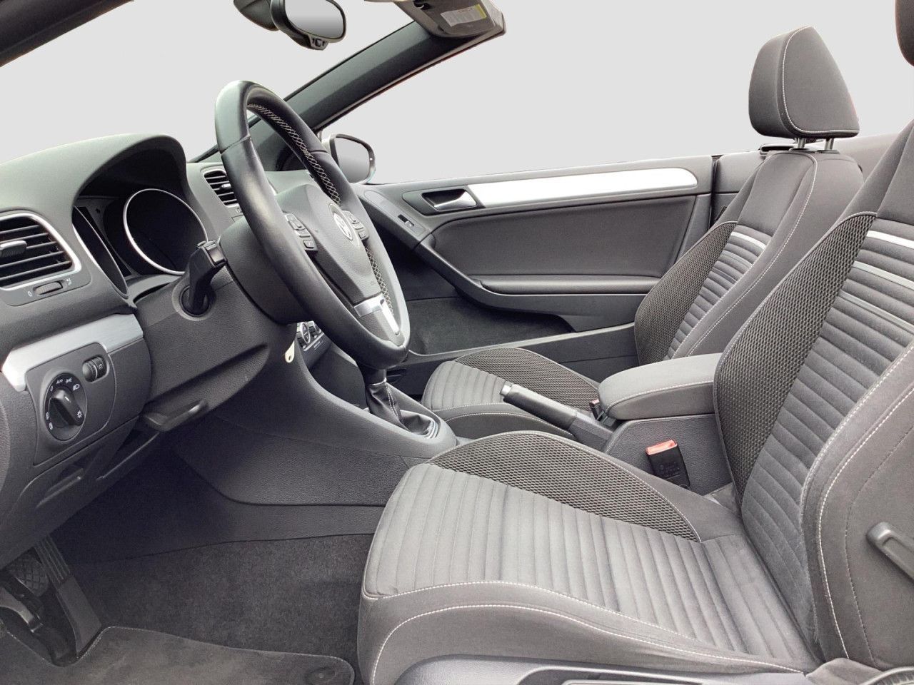 Fahrzeugabbildung Volkswagen Golf IV Cabriolet 1.4 TSI Cup Navi SHZ PDC Klima
