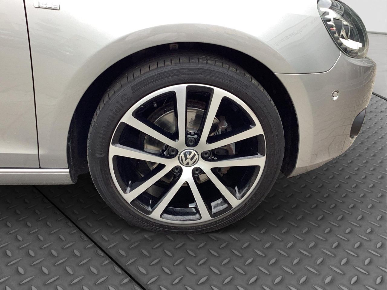 Fahrzeugabbildung Volkswagen Golf IV Cabriolet 1.4 TSI Cup Navi SHZ PDC Klima