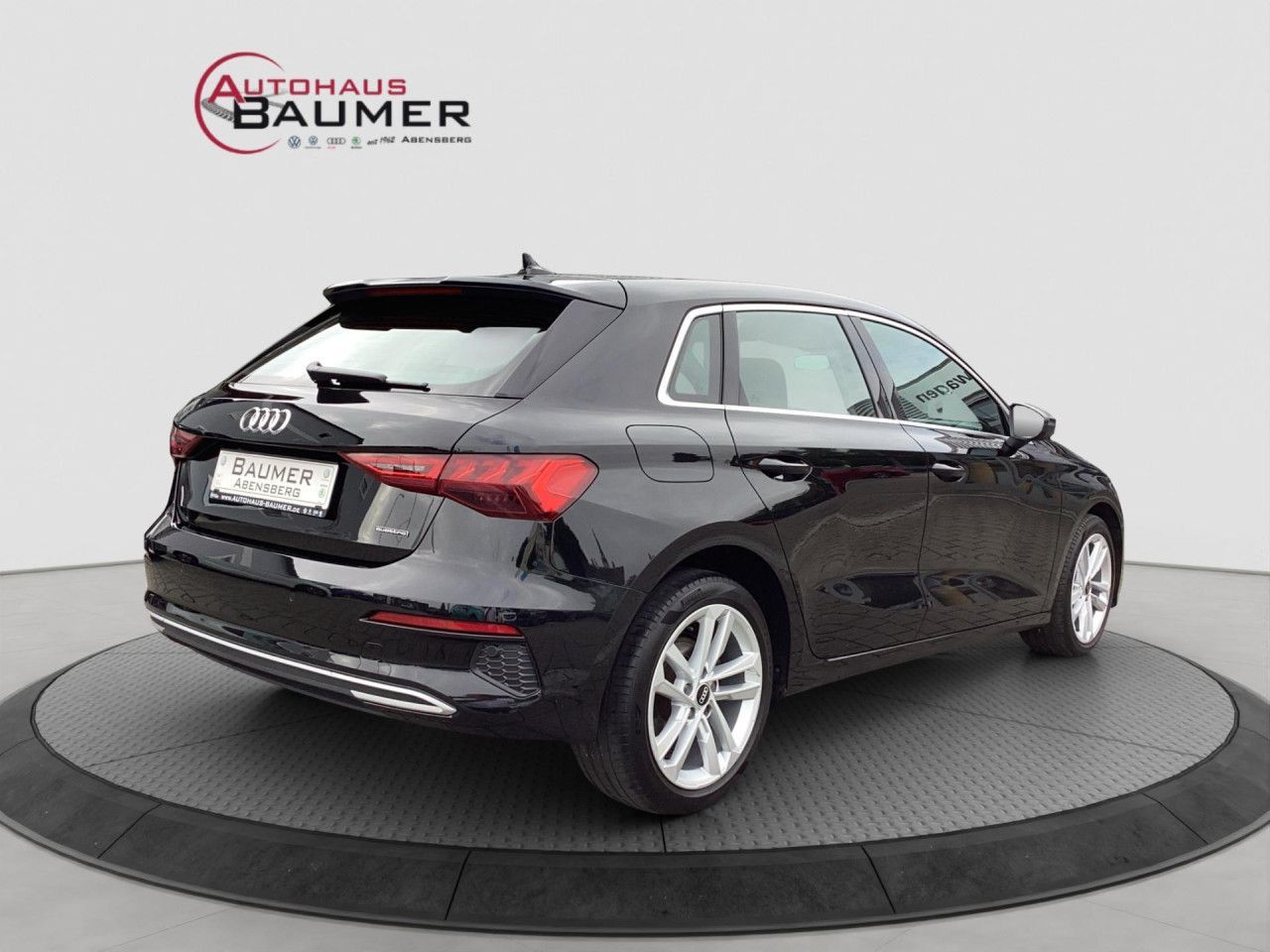 Fahrzeugabbildung Audi A3 40 quattro 2.0 TDI Sportback LED Navi SHZ PDC