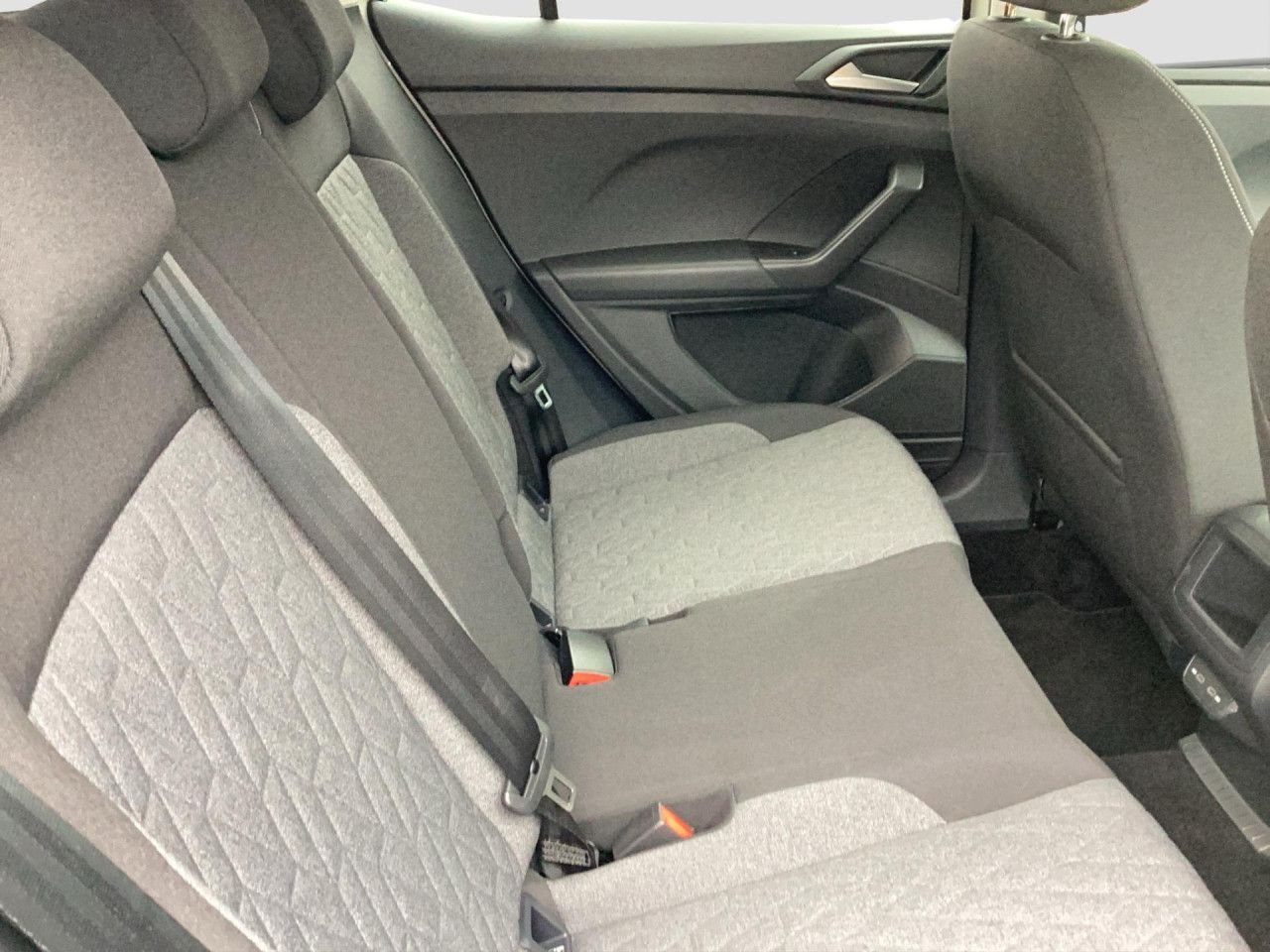 Fahrzeugabbildung Volkswagen T-Cross Life 1.0 TSI DSG Kamera Navi LED ACC