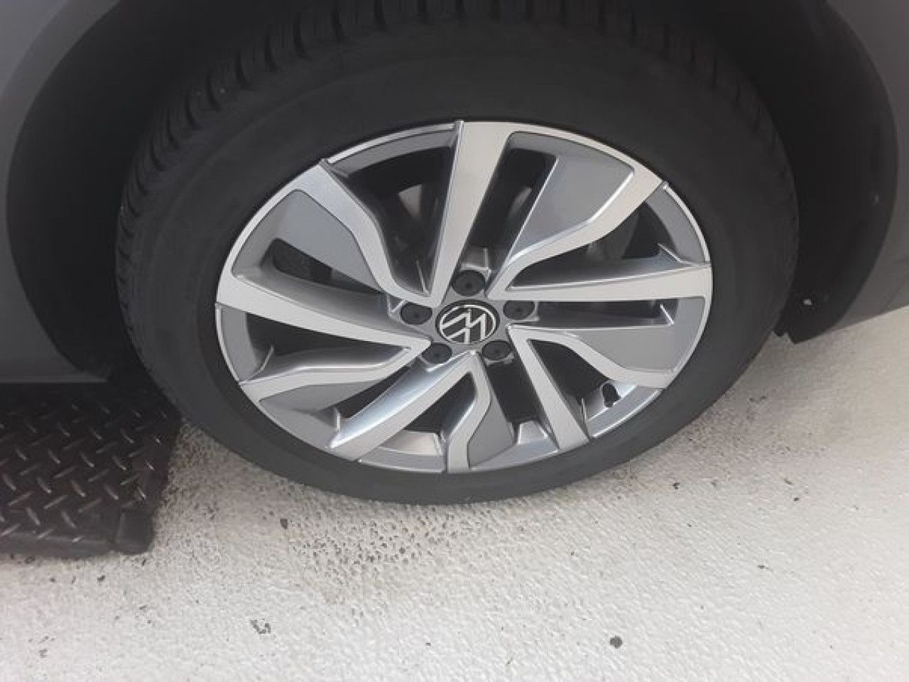Fahrzeugabbildung Volkswagen T-Roc Life GOAL 1.0 TSI Kamera Navi LED Klima