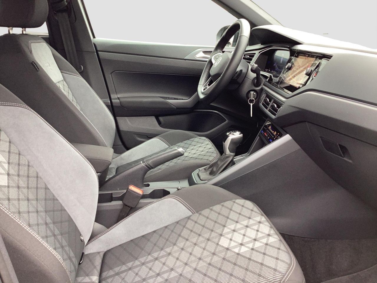 Fahrzeugabbildung Volkswagen Taigo R-line 1.5 TSI DSG Kamera AHK Black-Roof