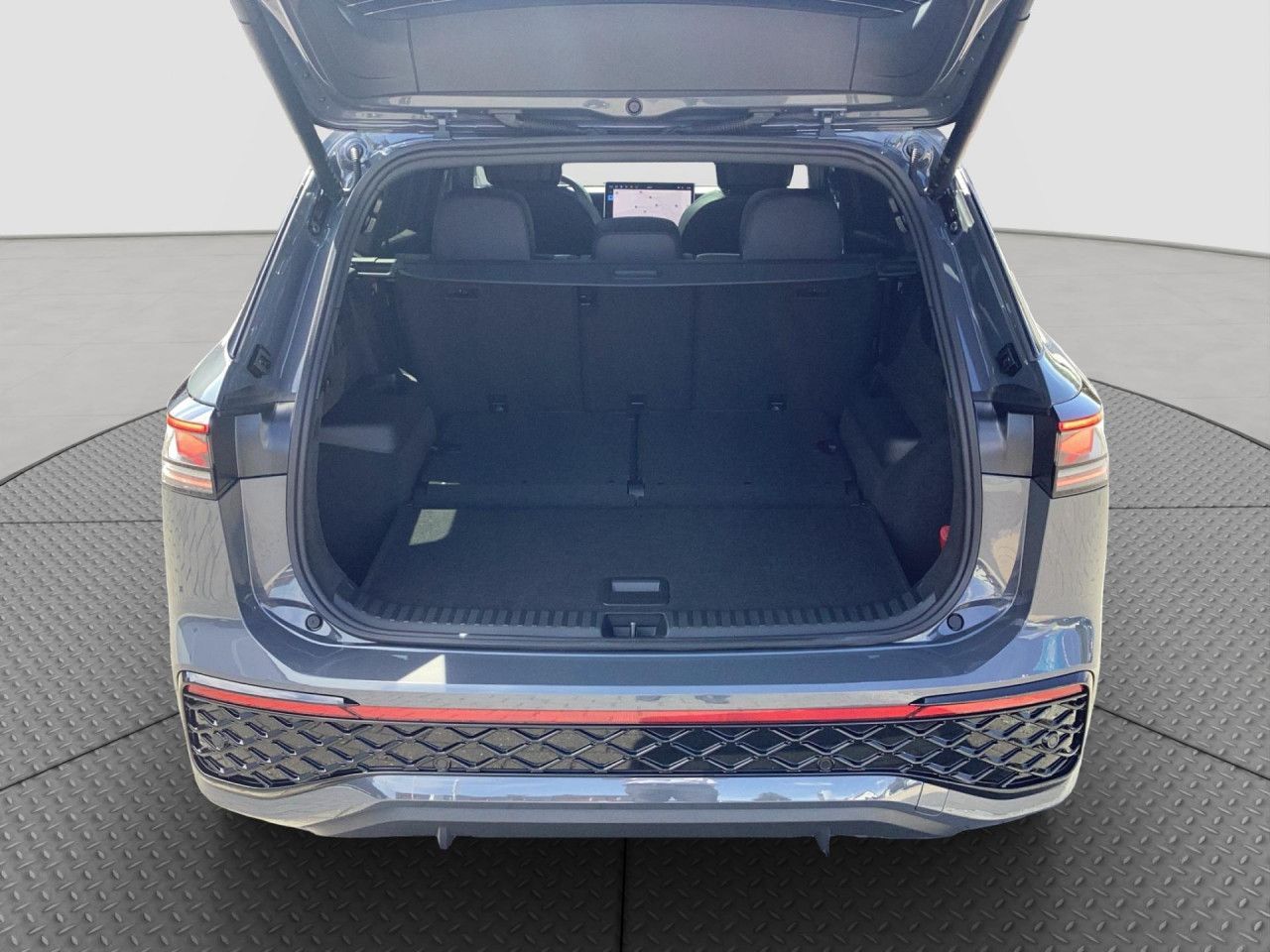 Fahrzeugabbildung Volkswagen Tayron R-Line 2.0 l TDI SCR 4MOTION 142 kW (193