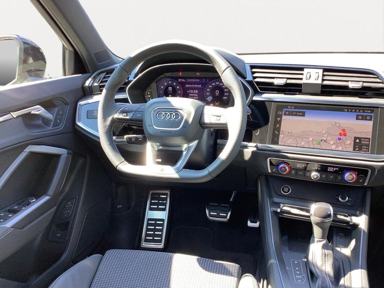 Fahrzeugabbildung Audi Q3 Sportback 40 2.0 TFSI quattro S line S tronic