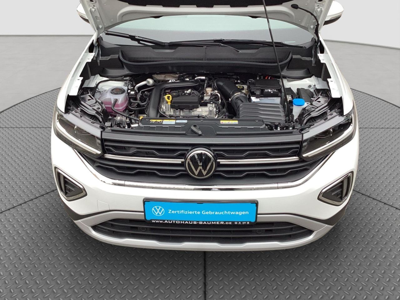 Fahrzeugabbildung Volkswagen T-Cross Style 1.0 l TSI OPF 85 kW (116 PS) LED