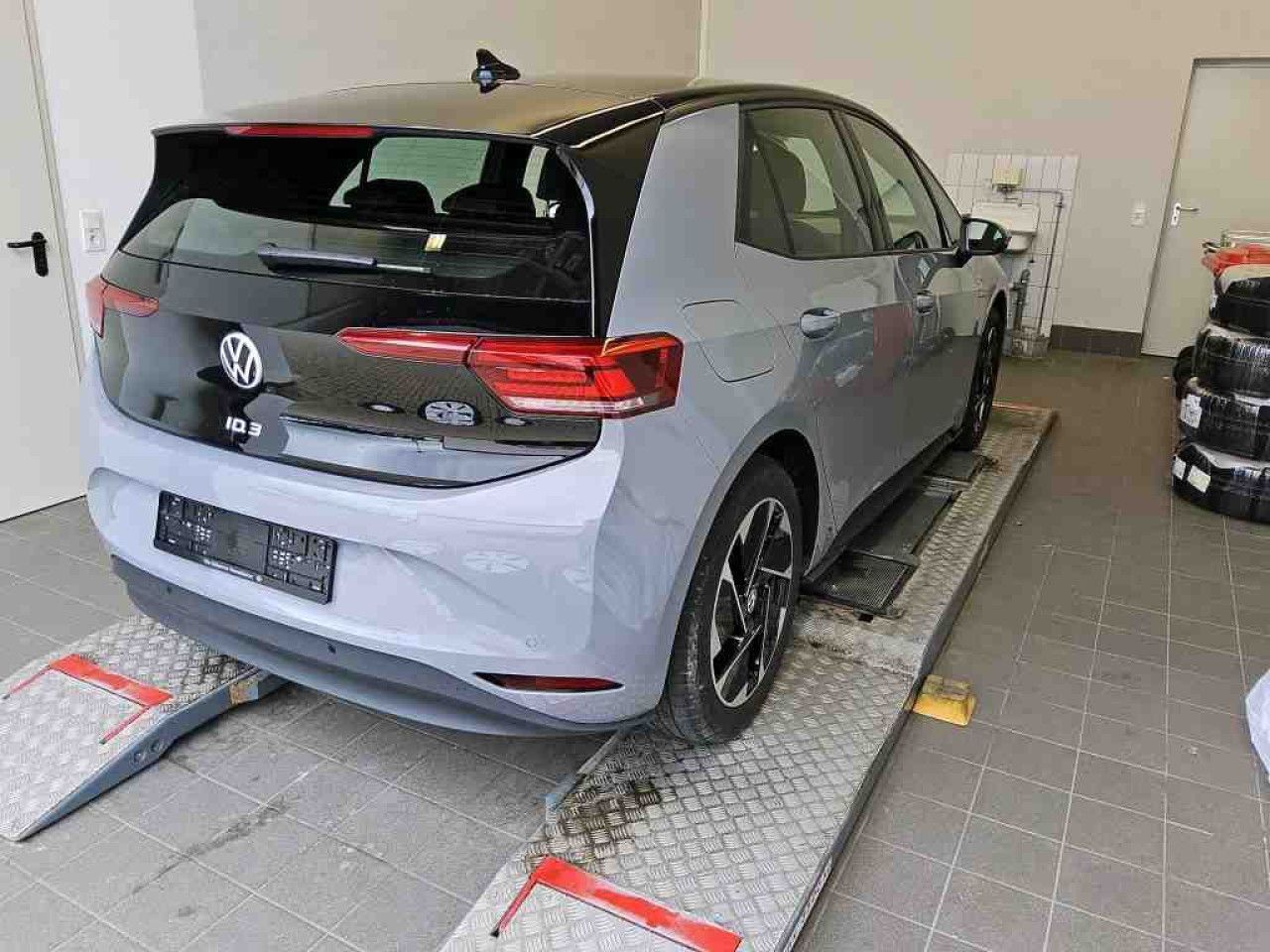 Fahrzeugabbildung Volkswagen ID.3 Pure Performance 55 kWh Navi LED Bluetooth