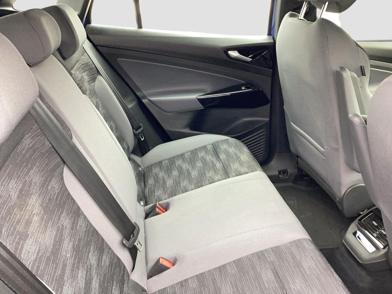 Fahrzeugabbildung Volkswagen ID.4 Pure Performance 55 kWh Kamera Sitzheizung