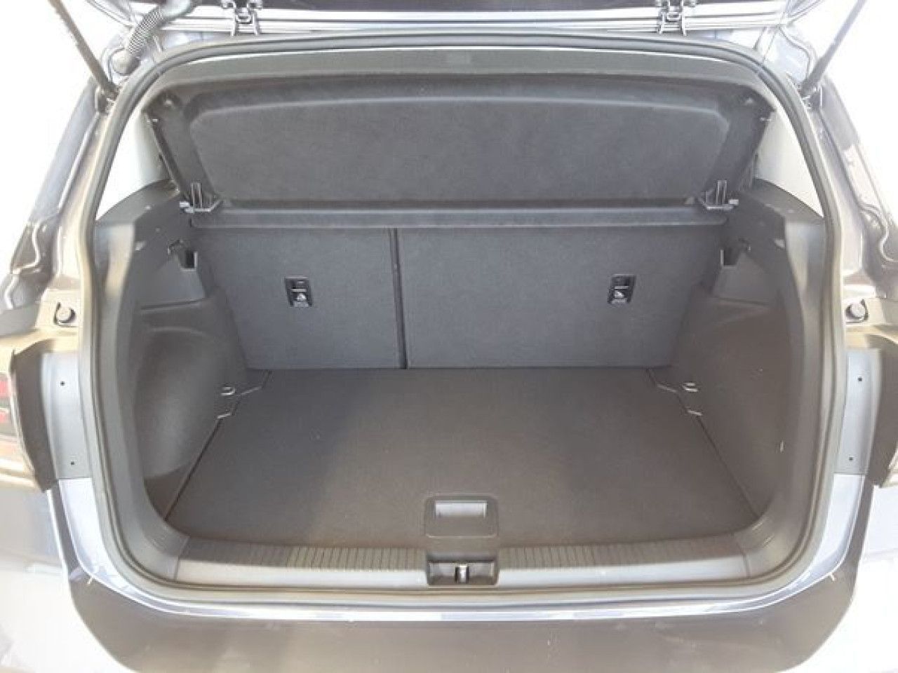 Fahrzeugabbildung Volkswagen T-Cross Life 1.0 TSI DSG Kamera Navi LED ACC