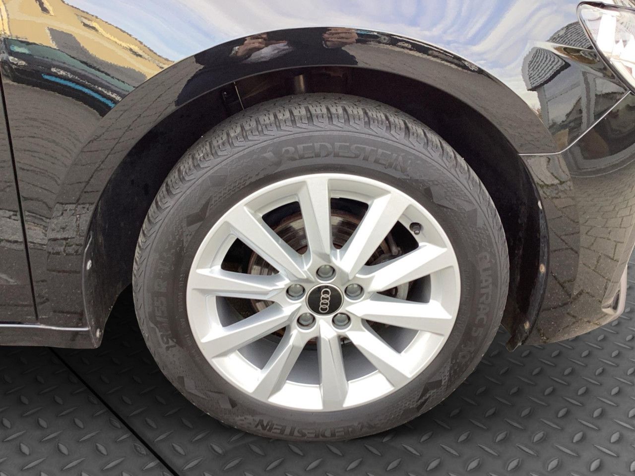 Fahrzeugabbildung Audi A1 Sportback 1.0 25 TFSI SHZ PDC hinten Klima