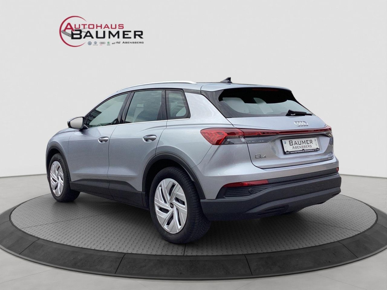 Fahrzeugabbildung Audi Q4 e-tron basis 82kWh Pano LED Navi SHZ PDC