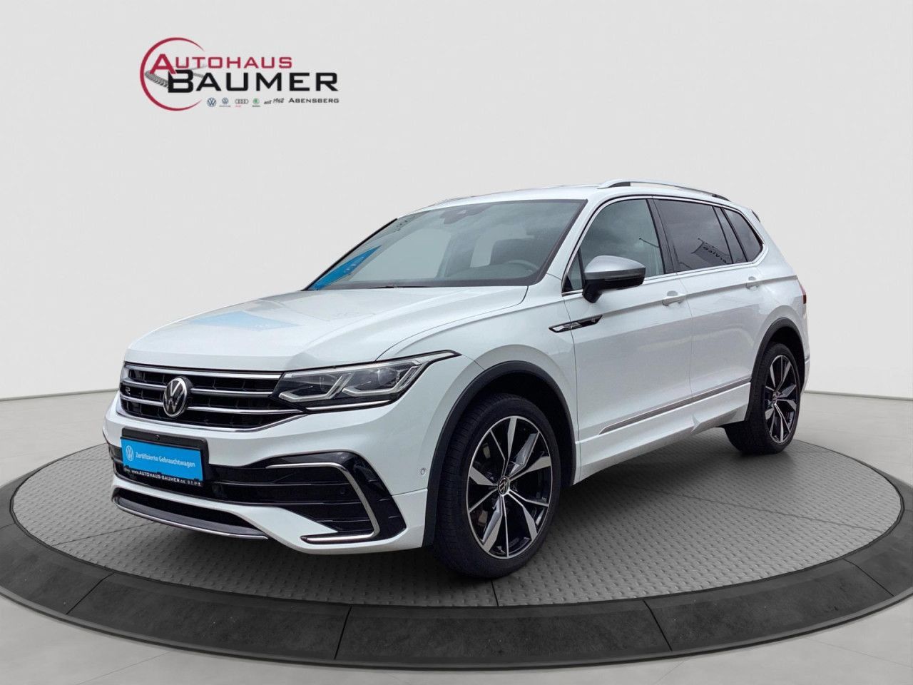 Fahrzeugabbildung Volkswagen Tiguan Allspace 2.0 TDI R-Line 4Motion DSG AHK