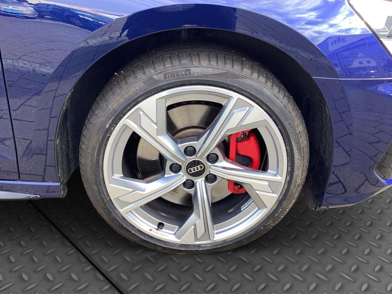 Fahrzeugabbildung Audi A3 45 1.4 TFSI e Sportback S line LED Navi SHZ