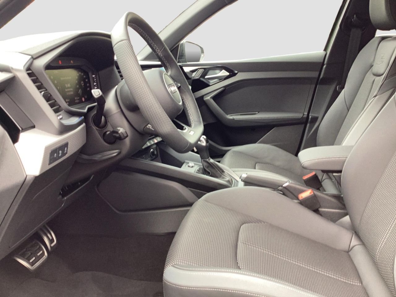 Fahrzeugabbildung Audi A1 allstreet 35 1.5 TFSI basis S-line Kamera LED