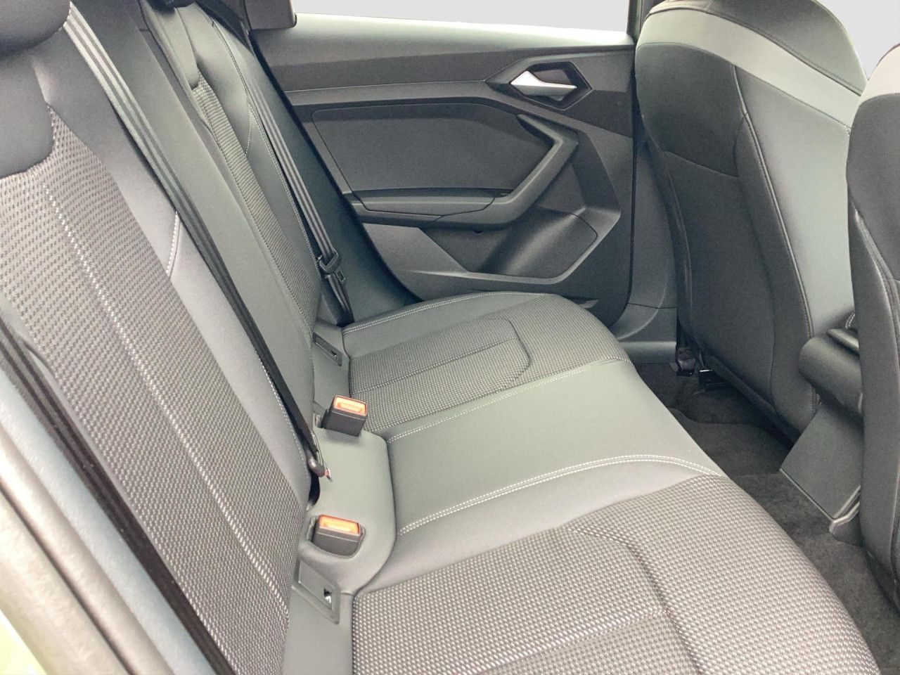 Fahrzeugabbildung Audi A1 allstreet 35 1.5 TFSI basis S-line Kamera LED