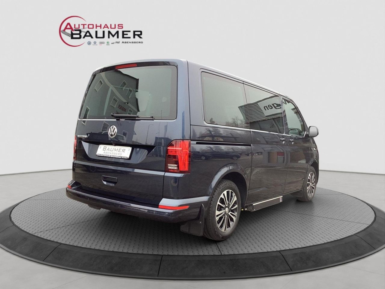 Fahrzeugabbildung Volkswagen T6.1 Multivan Comfortline 2.0 TDI Bluetooth Navi