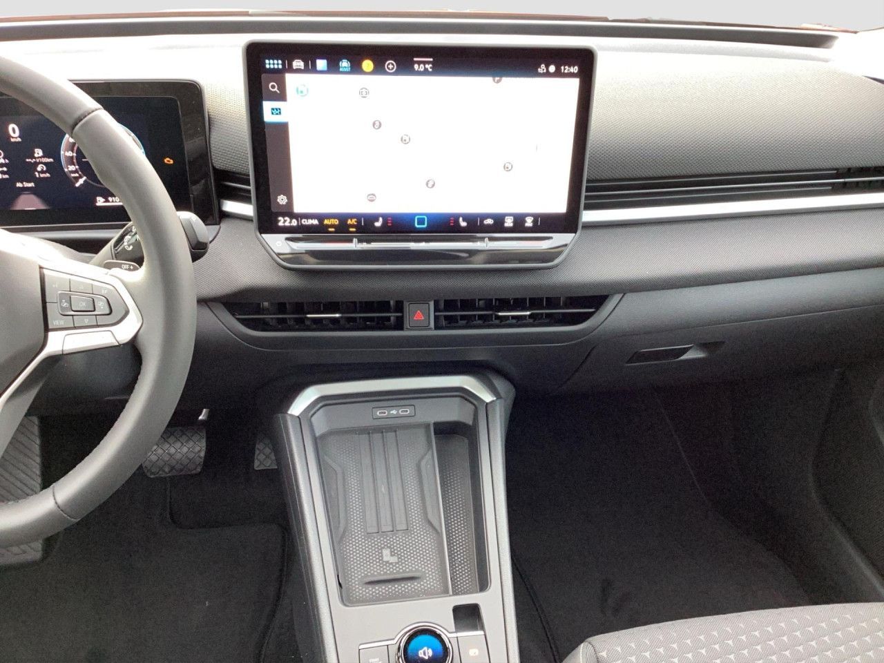 Fahrzeugabbildung Volkswagen T-Roc Life 1.5 l eTSI OPF 110 kW (150 PS) Navi