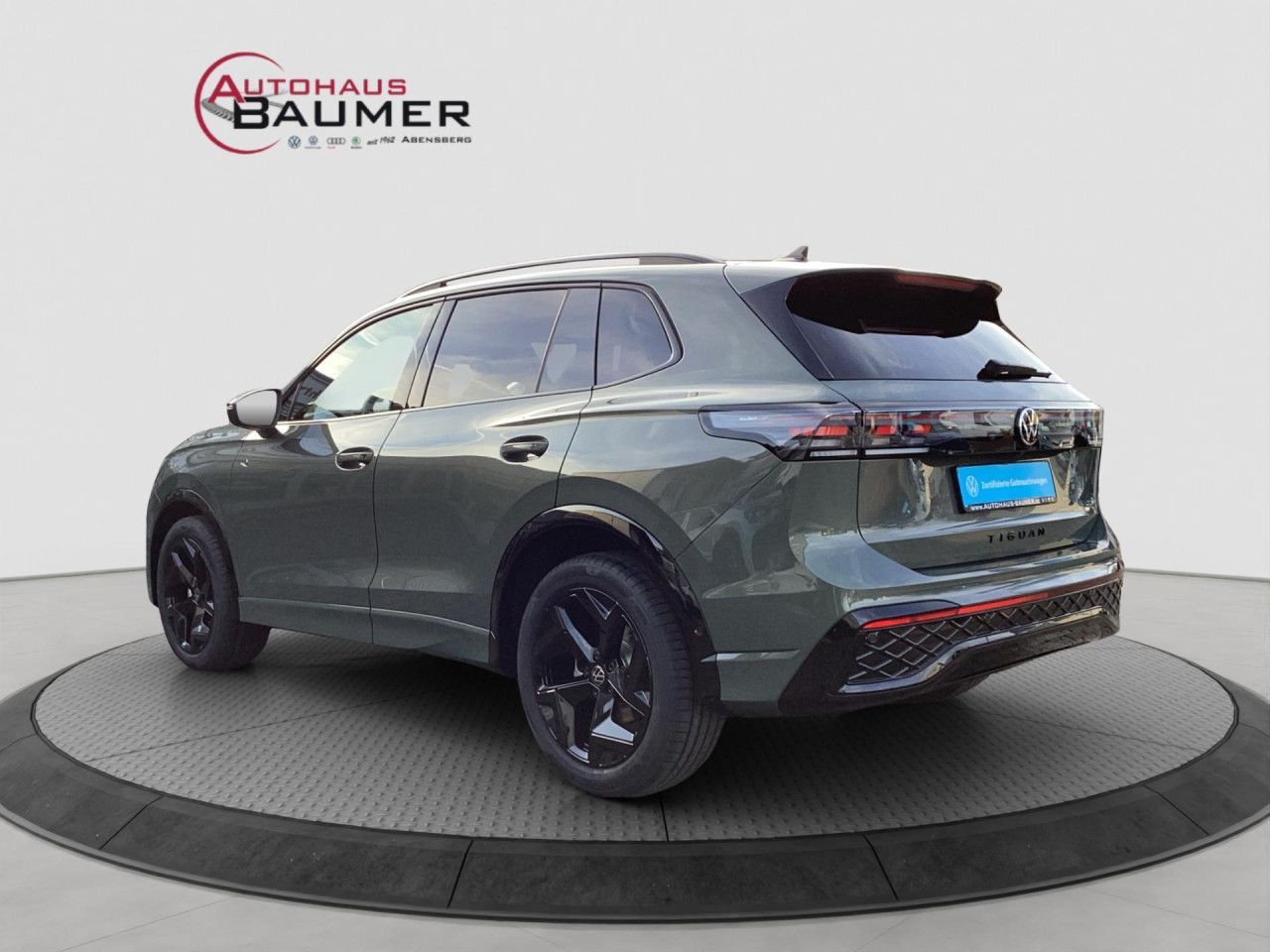 Fahrzeugabbildung Volkswagen Tiguan R-Line 1.5 l eTSI OPF 110 kW (150 PS) LED