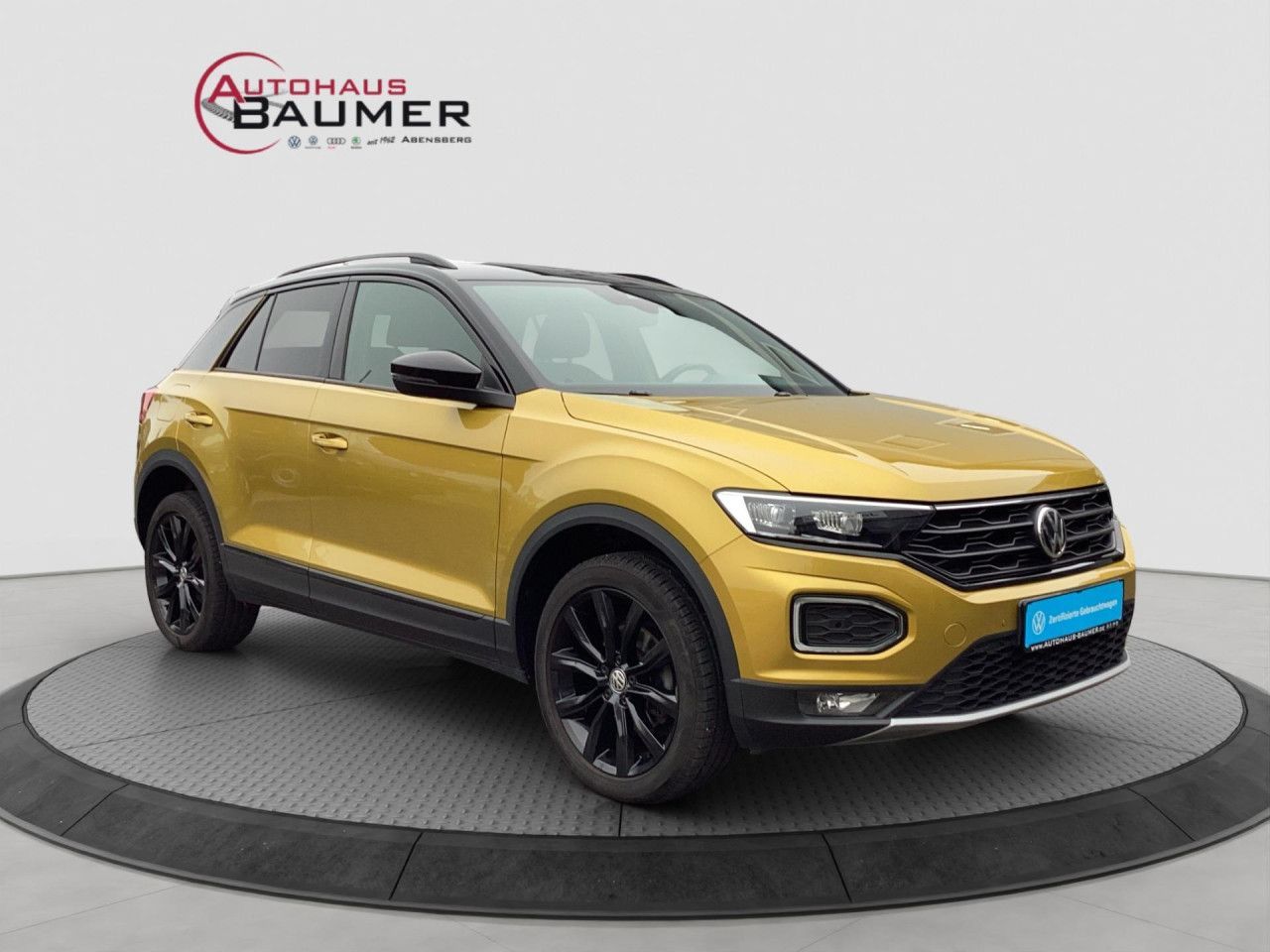 Fahrzeugabbildung Volkswagen T-Roc Style 1.5 TSI DSG LED Navi PDC Kamera el.