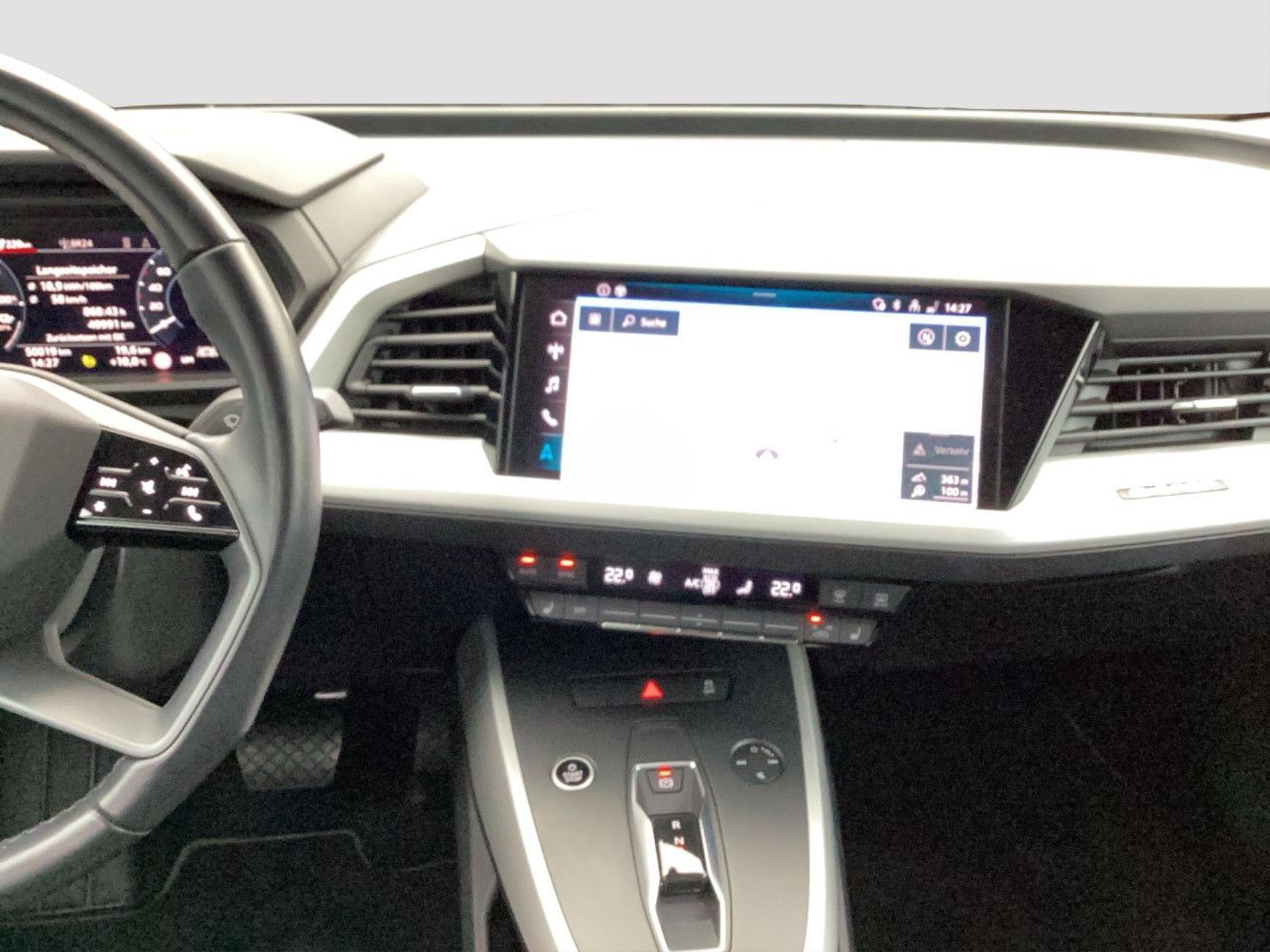 Fahrzeugabbildung Audi Q4 e-tron 40 e-tron basis 82 kWh AHK LED Navi