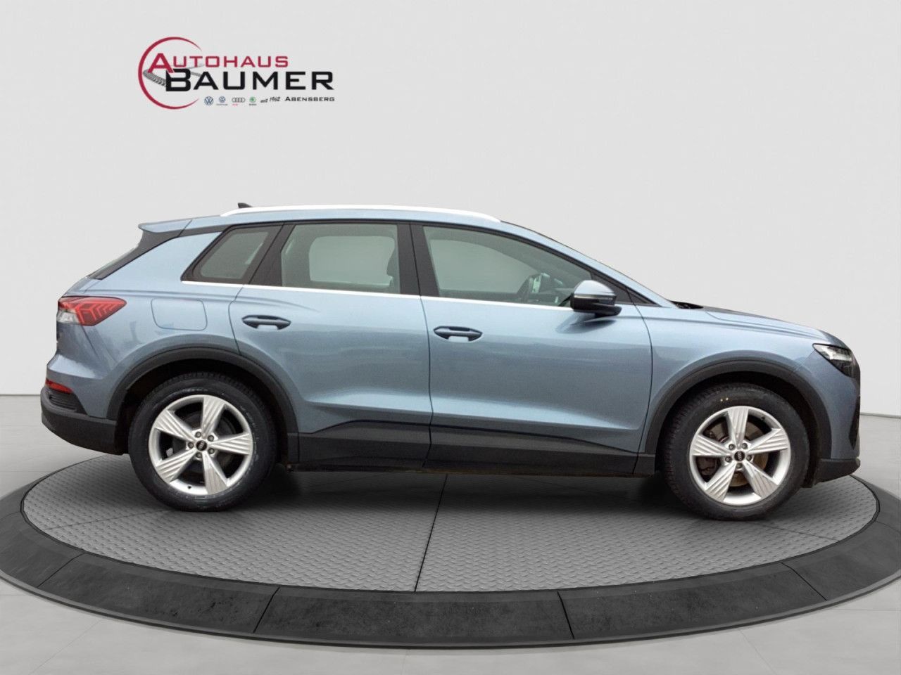 Fahrzeugabbildung Audi Q4 e-tron 40 e-tron basis 82 kWh AHK LED Navi