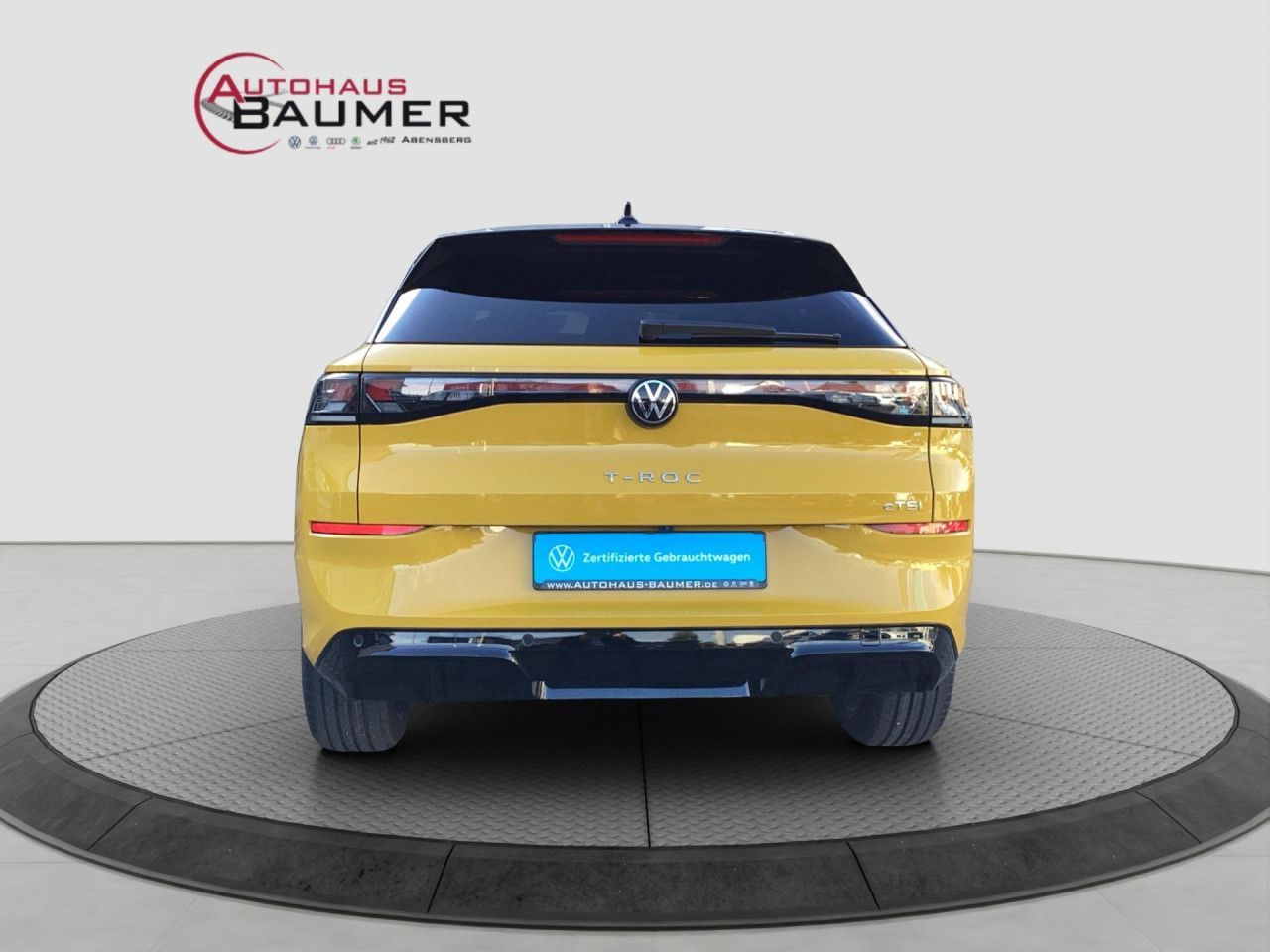 Fahrzeugabbildung Volkswagen T-Roc R-Line 1.5 l eTSI OPF 110 kW (150 PS) LED