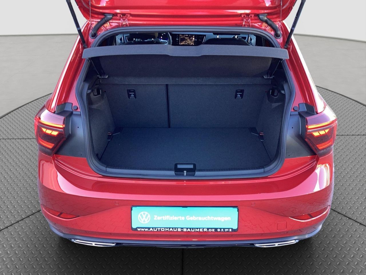 Fahrzeugabbildung Volkswagen Polo R-Line 1.0 l TSI OPF 85 kW (116 PS) LED