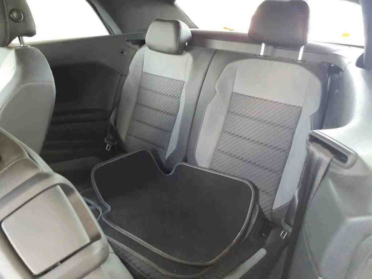 Fahrzeugabbildung Volkswagen T-Roc Cabriolet R-Line 1.5 TSI DSG Navi LED