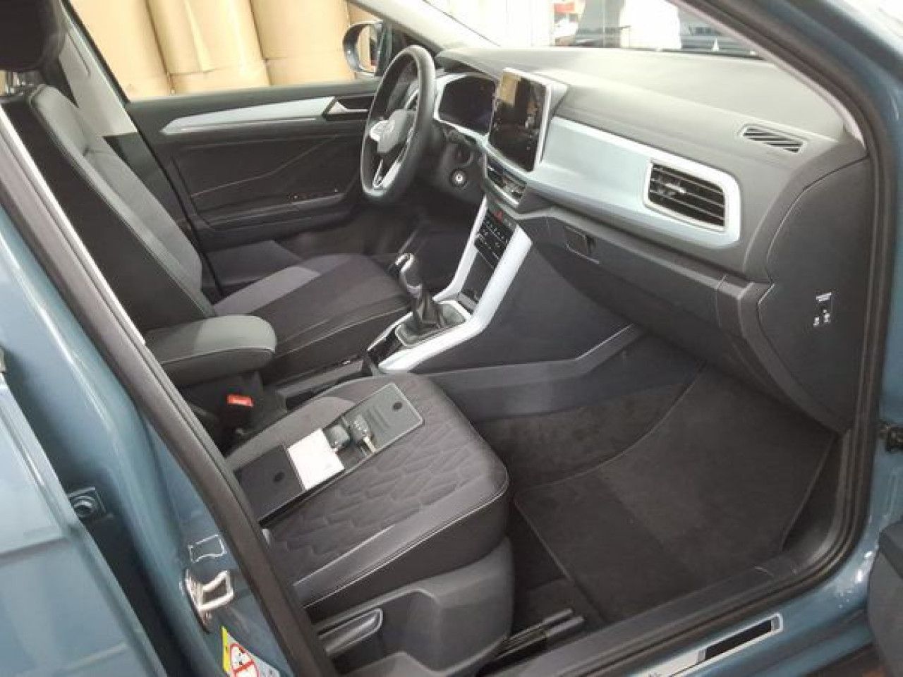 Fahrzeugabbildung Volkswagen T-ROC GOAL 1.0 TSI Navi LED Kamera ACC Bluetooth