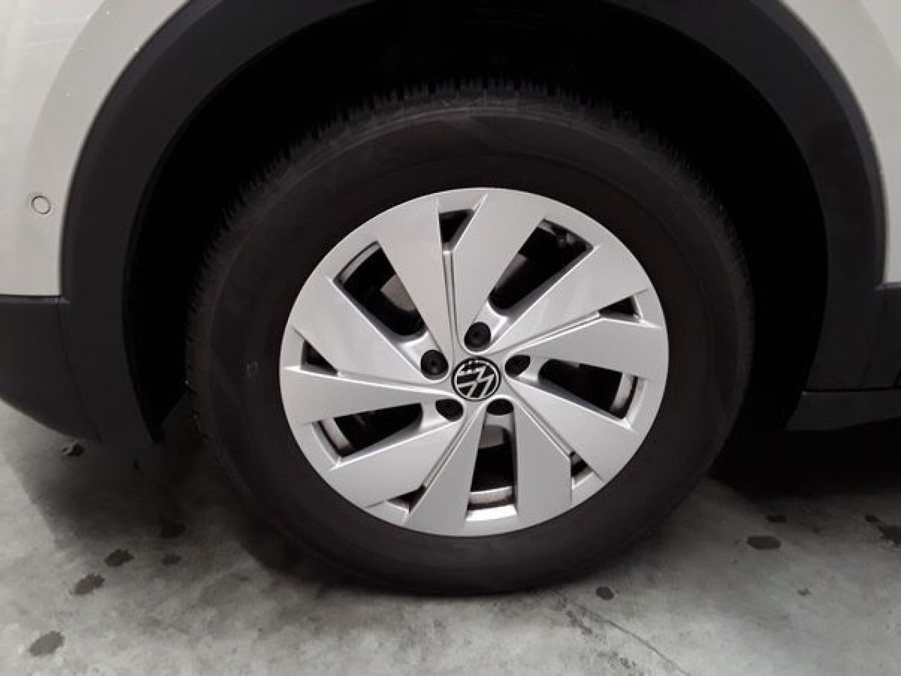 Fahrzeugabbildung Volkswagen T-Cross Life 1.0 TSI Navi LED Kamera ACC Klima