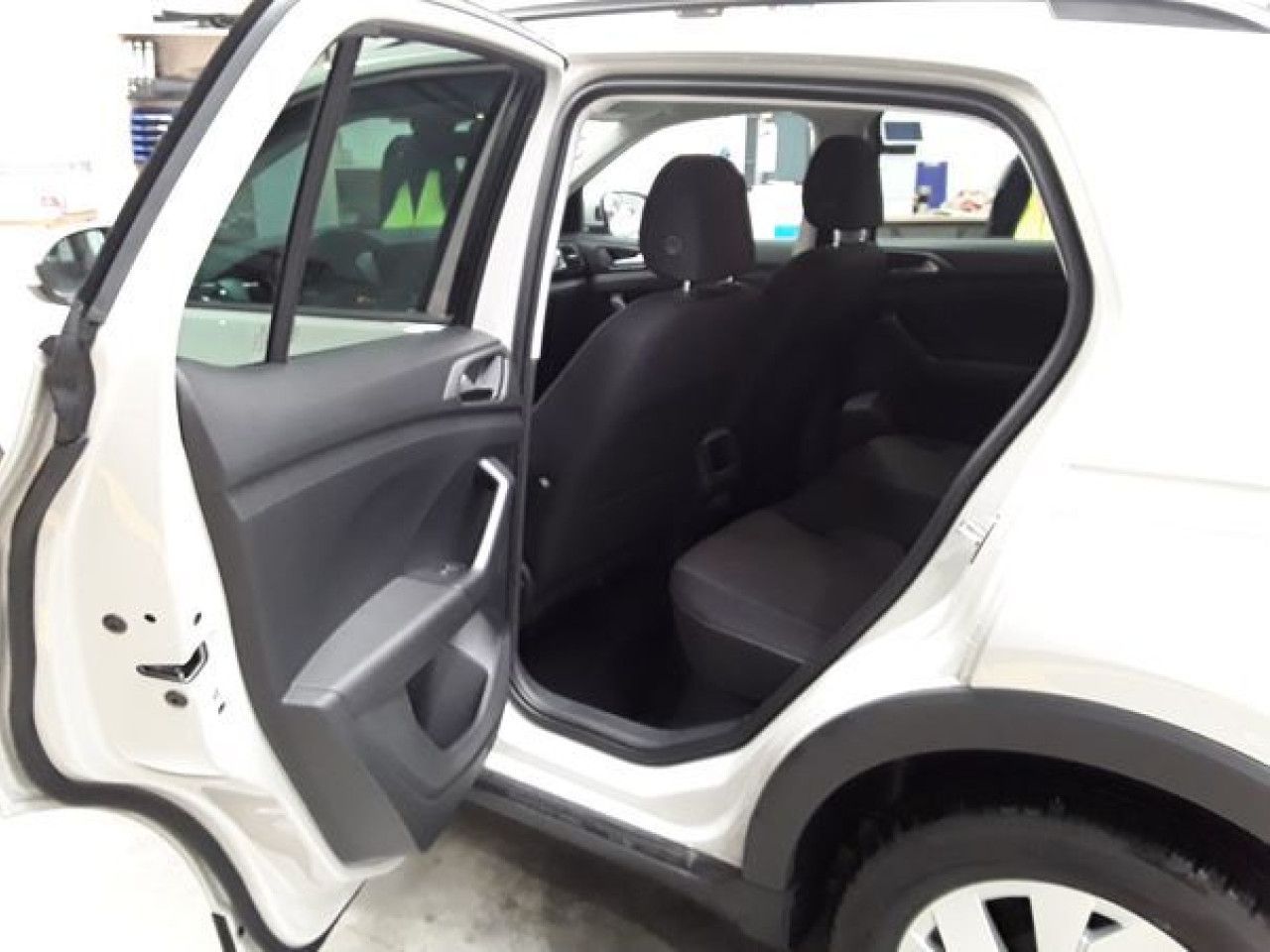 Fahrzeugabbildung Volkswagen T-Cross Life 1.0 TSI Navi LED Kamera ACC Klima