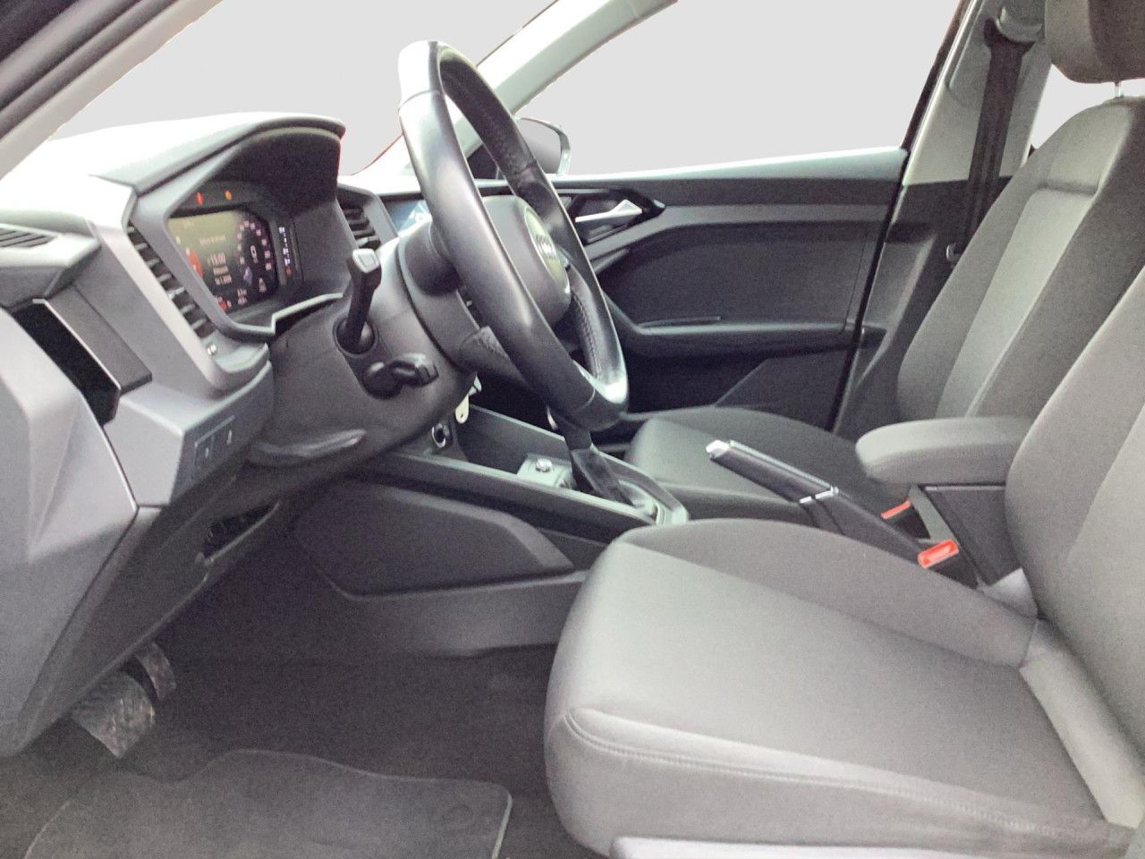 Fahrzeugabbildung Audi A1 Sportback 30 TFSI S tronic Navi SHZ PDC Klima