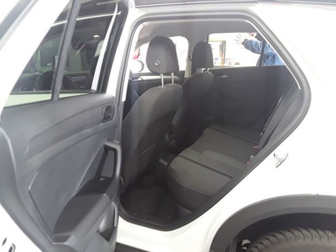 Fahrzeugabbildung Volkswagen T-ROC Life 1.0 TSI Navi LED-Plus Kamera ACC