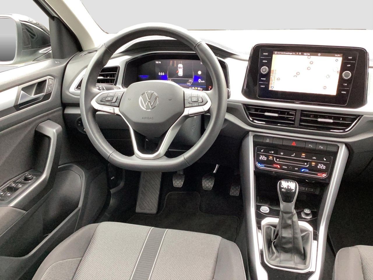 Fahrzeugabbildung Volkswagen T-ROC Life 1.0 TSI Navi LED-Plus Kamera ACC