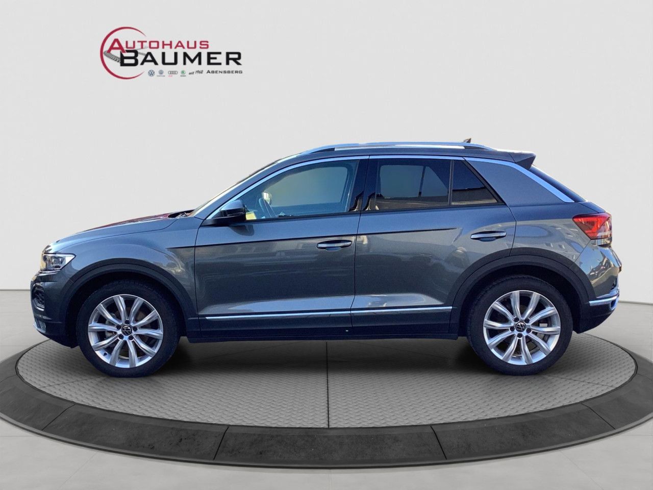 Fahrzeugabbildung Volkswagen T-Roc Sport 1.5 TSI DSG AHK LED Navi SHZ PDC