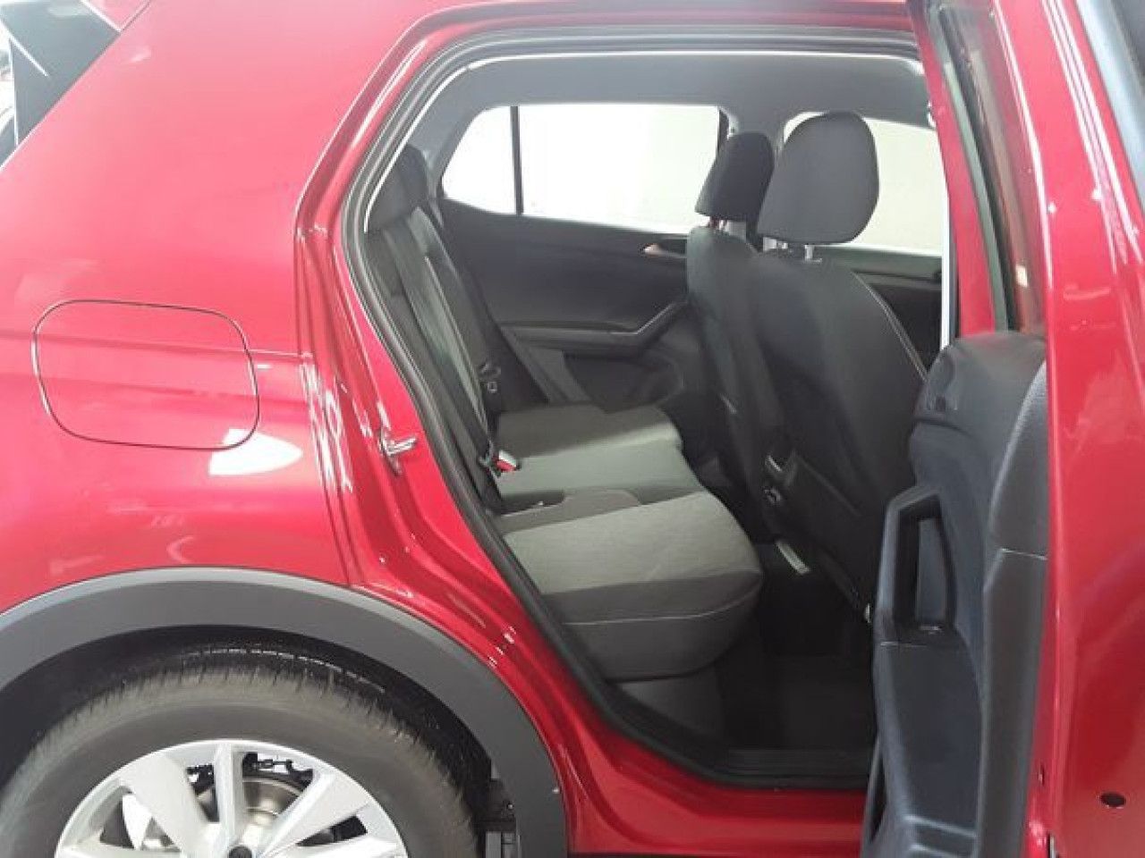 Fahrzeugabbildung Volkswagen T-Cross Life 1.0 TSI DSG LED Navi Kamera ACC