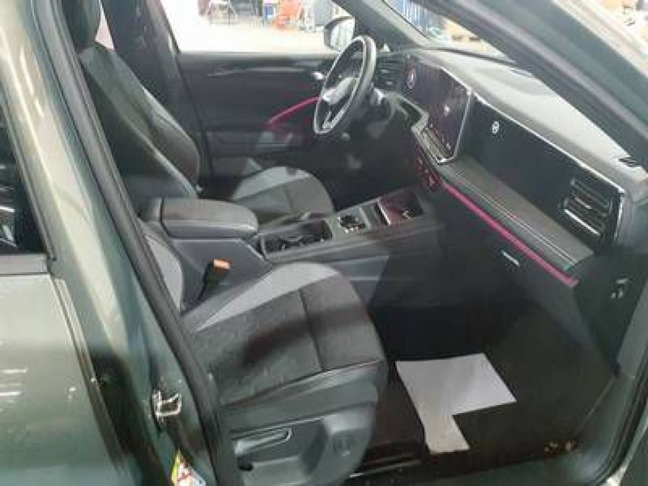 Fahrzeugabbildung Volkswagen Tiguan GOAL 1.5 eTSI DSG AHK IQ Light Navi LED