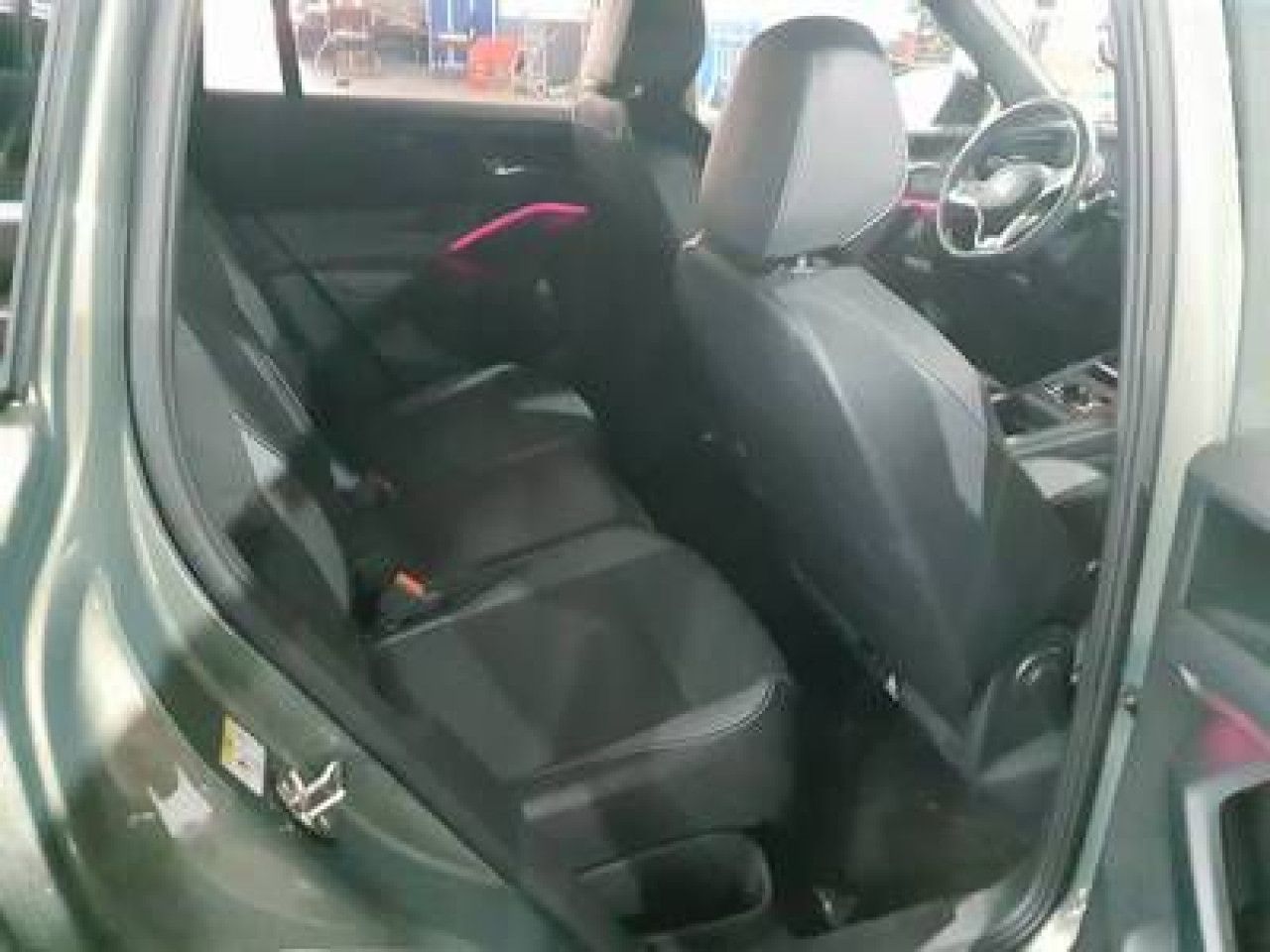 Fahrzeugabbildung Volkswagen Tiguan GOAL 1.5 eTSI DSG AHK IQ Light Navi LED