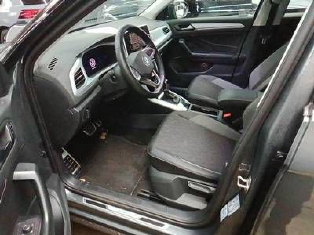 Fahrzeugabbildung Volkswagen T-ROC GOAL 2.0 TDI DSG Bluetooth Navi LED Klima