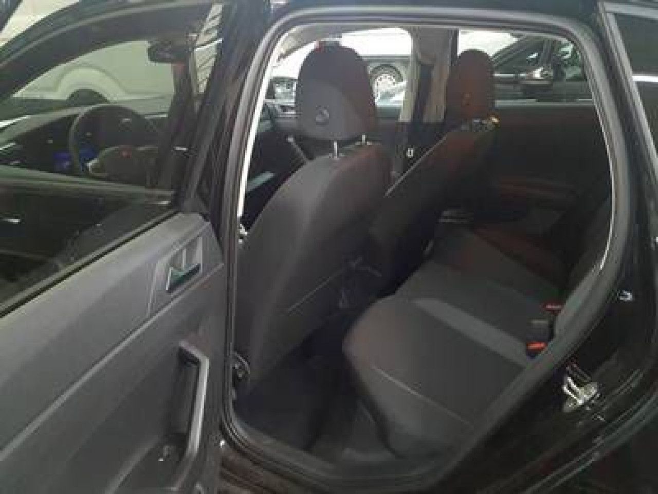 Fahrzeugabbildung Volkswagen Polo Life 1.0 TSI Navi LED ACC Dig.Cockpit SHZ