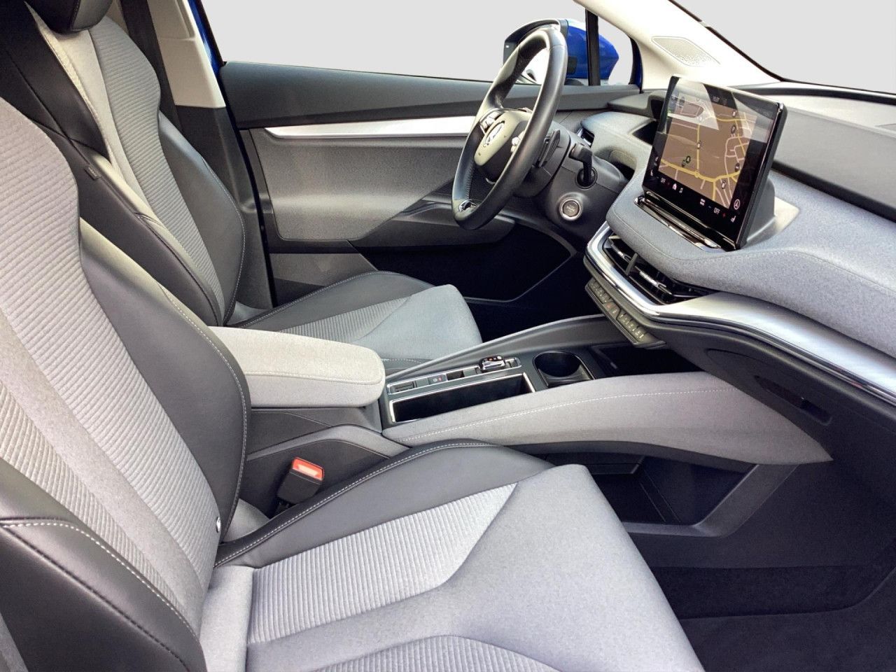 Fahrzeugabbildung SKODA Enyaq iV 55 kWh Kamera NAvi LED ACC Panorama SHZ