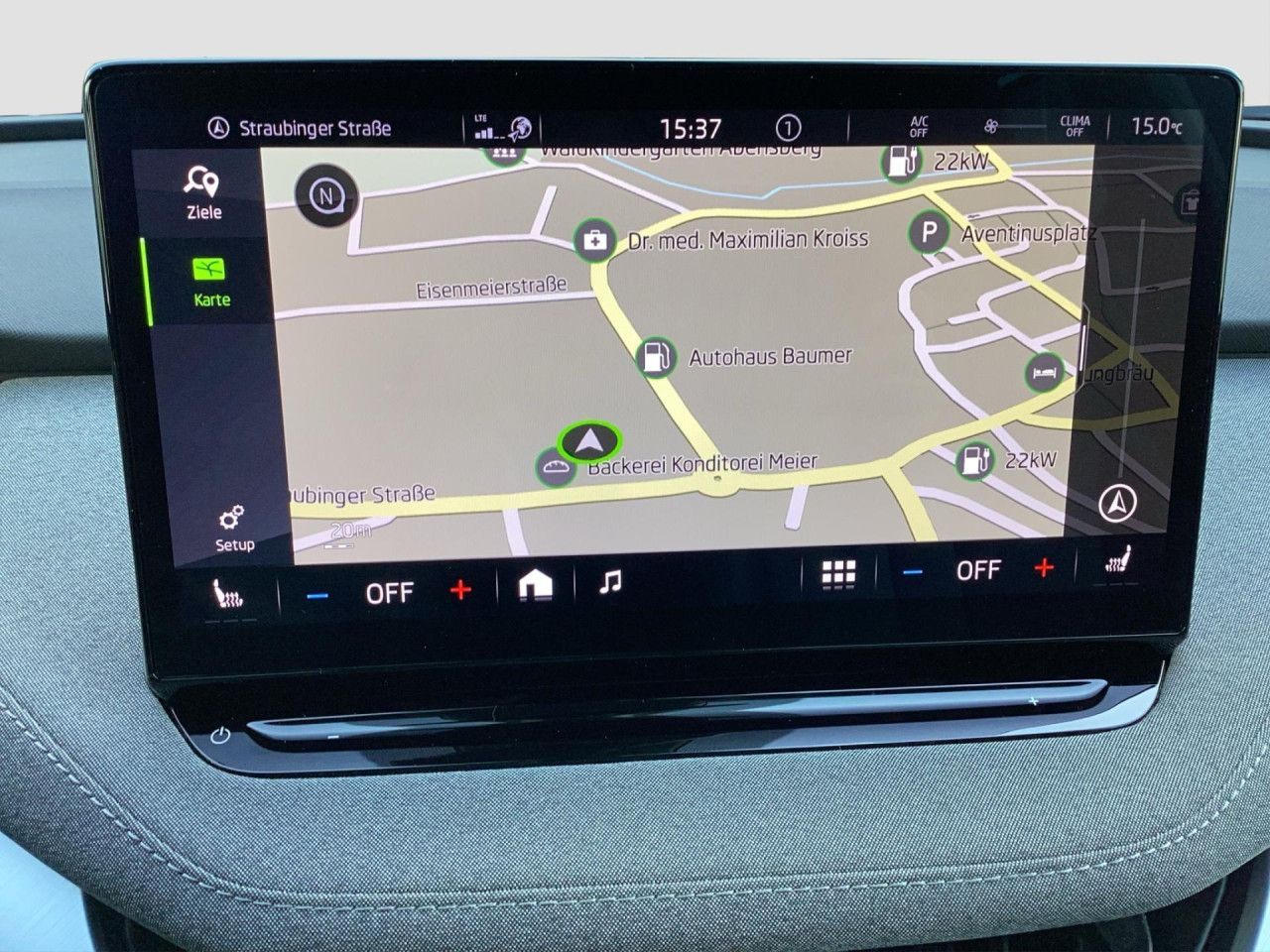 Fahrzeugabbildung SKODA Enyaq iV 55 kWh Kamera NAvi LED ACC Panorama SHZ