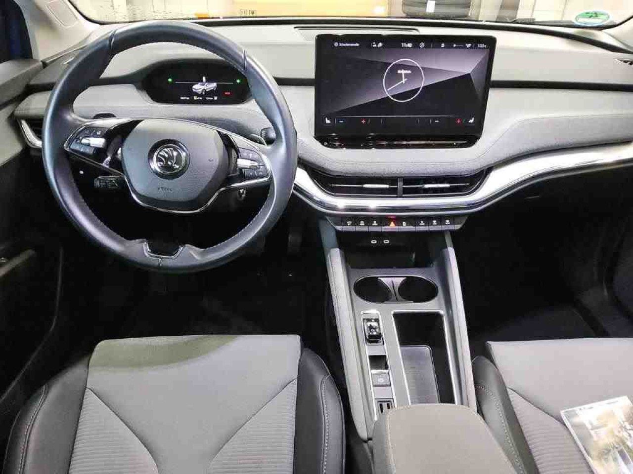 Fahrzeugabbildung SKODA Enyaq iV 55 kWh Kamera NAvi LED ACC Panorama SHZ