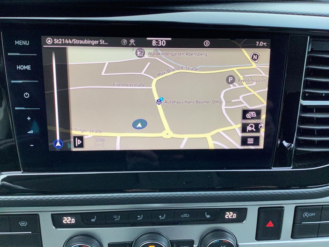 Fahrzeugabbildung Volkswagen T6.1 Caravelle Comfortline 2.0 TDI DSG 9- Sitze