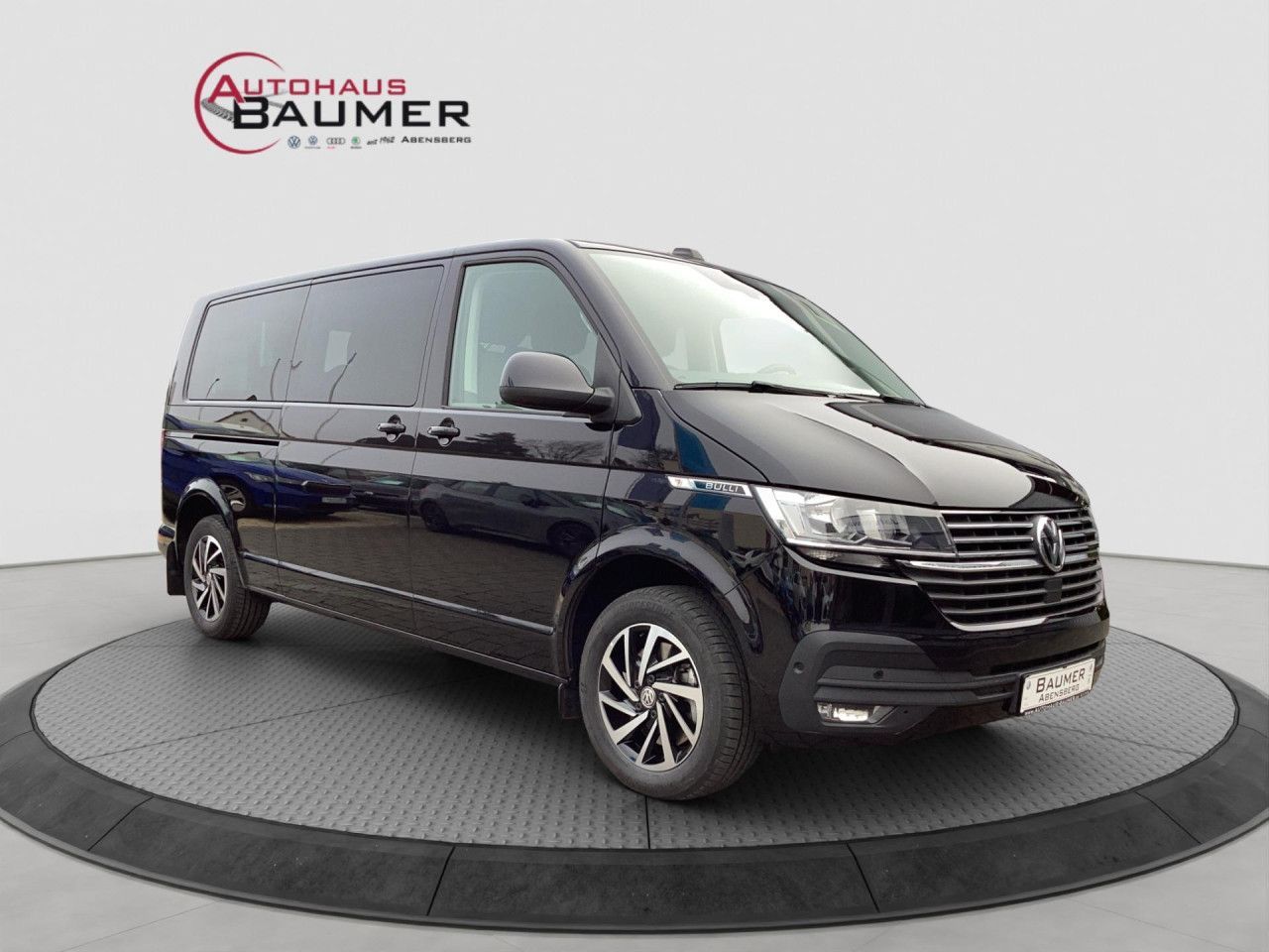 Fahrzeugabbildung Volkswagen T6.1 Caravelle Comfortline 2.0 TDI DSG 9- Sitze
