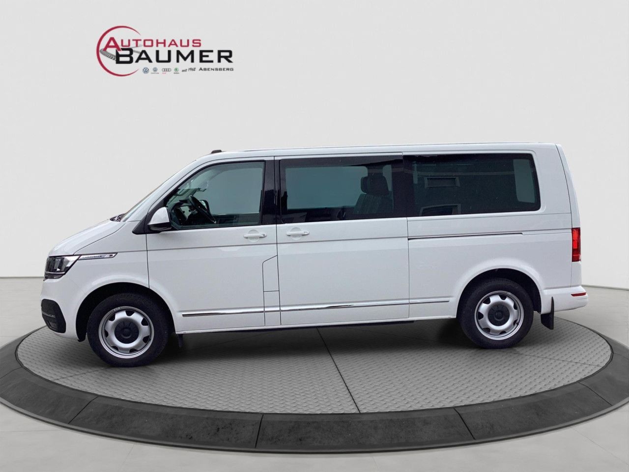Fahrzeugabbildung Volkswagen T6.1 Caravelle Comfortline 2.0 TDI DSG 9-Sitze